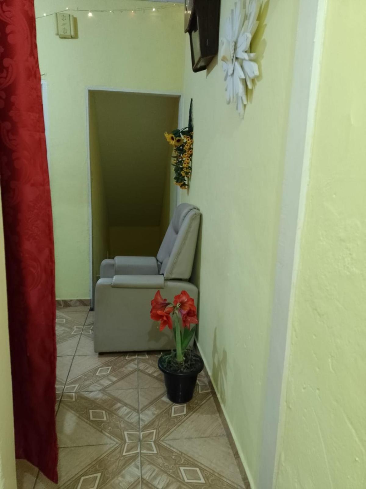Casa Da Tia La Preco Unico Pela Casa Inteira, Cabem Ate 6 Pessoas Proximo Ao Santuario De Aparecida Villa Aparecida  Dış mekan fotoğraf